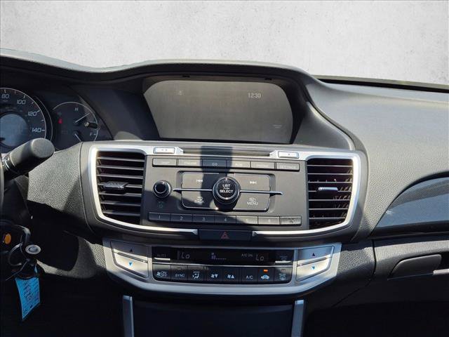 Used 2015 Honda Accord Sport image 13