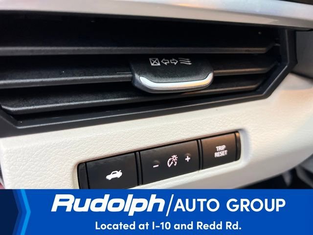 Used 2025 Nissan Altima 2.5 SV image 14