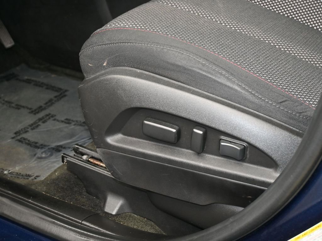 Used 2017 GMC Terrain SLE w/ Convenience Package image 12