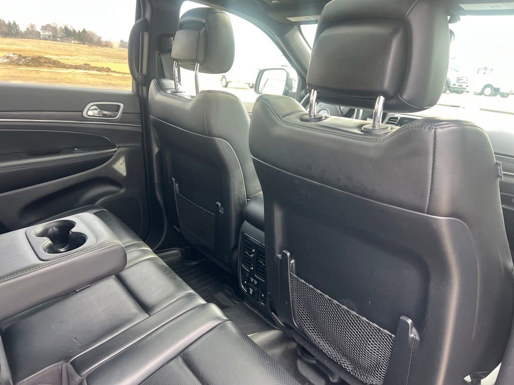 Used 2019 Jeep Grand Cherokee Limited w/ Luxury Group II image 36