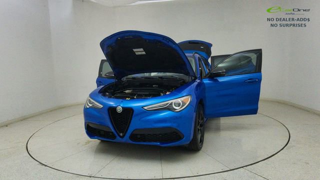 Used 2020 Alfa Romeo Stelvio Ti w/ Nero Edizione image 75