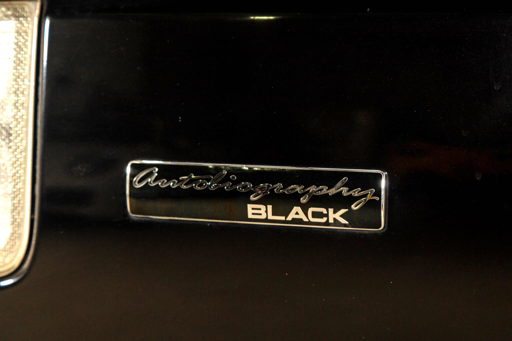 Used 2011 Land Rover Range Rover Autobiography image 12