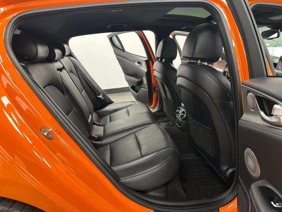 Used 2019 Kia Stinger GTS image 34