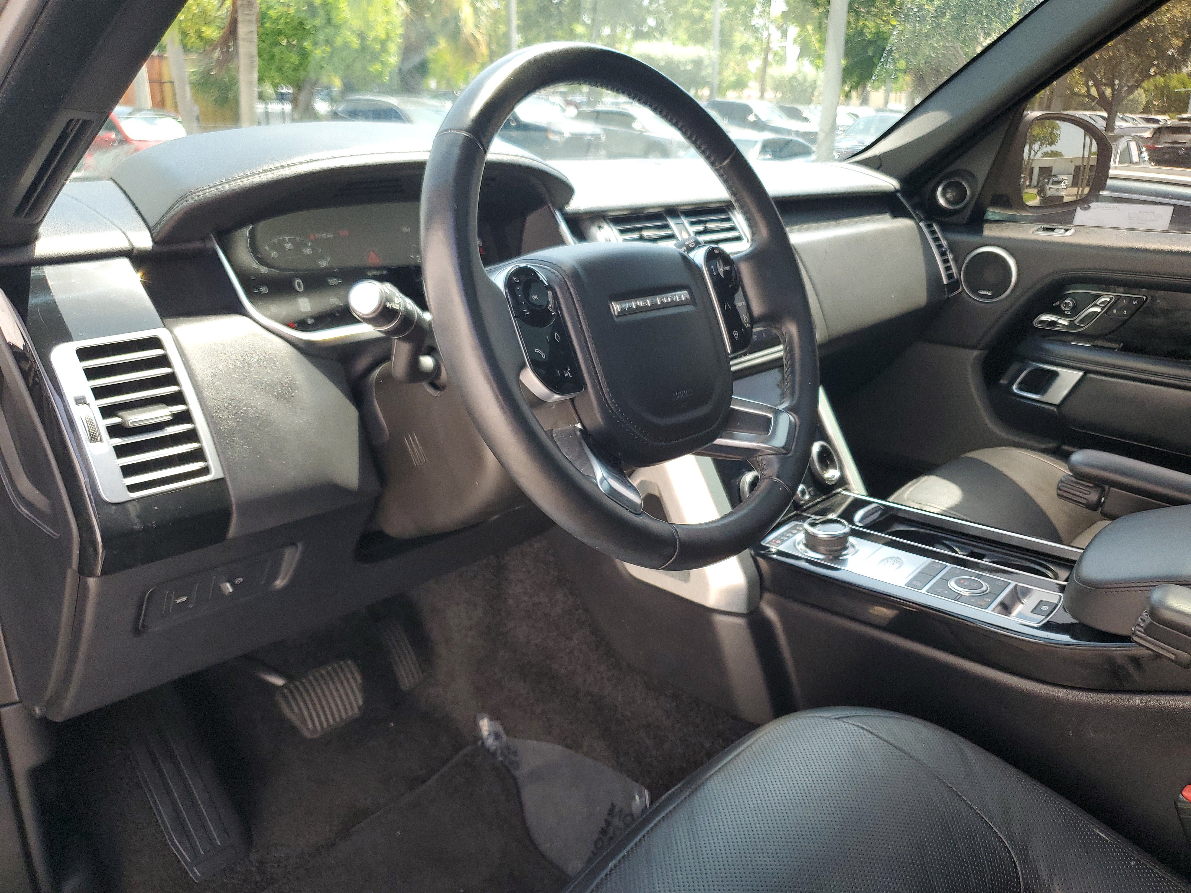 Used 2020 Land Rover Range Rover HSE AWD/4WD image 22