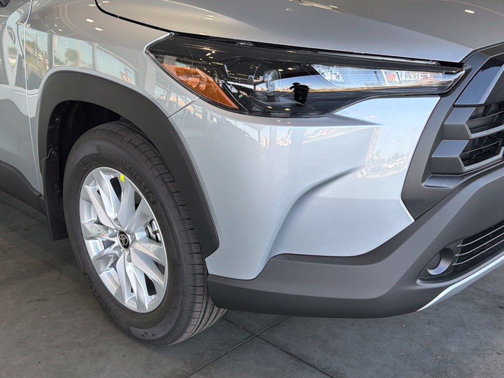New 2026 Toyota Corolla Cross LE FWD image 8