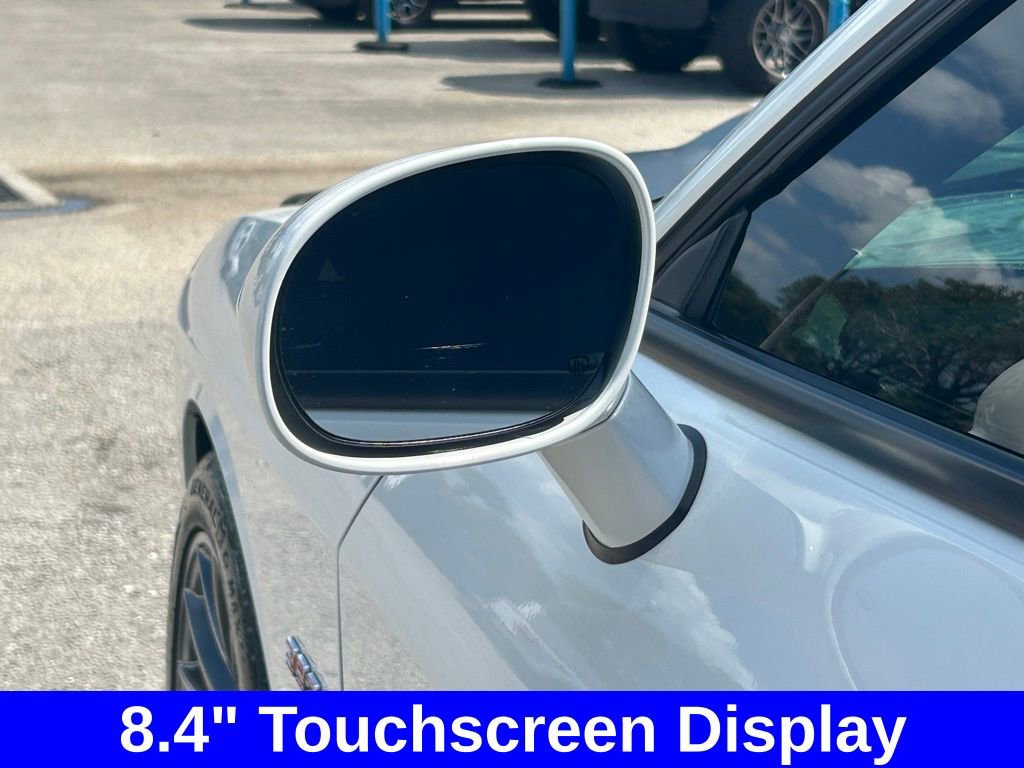 Used 2015 Dodge Challenger SRT image 16