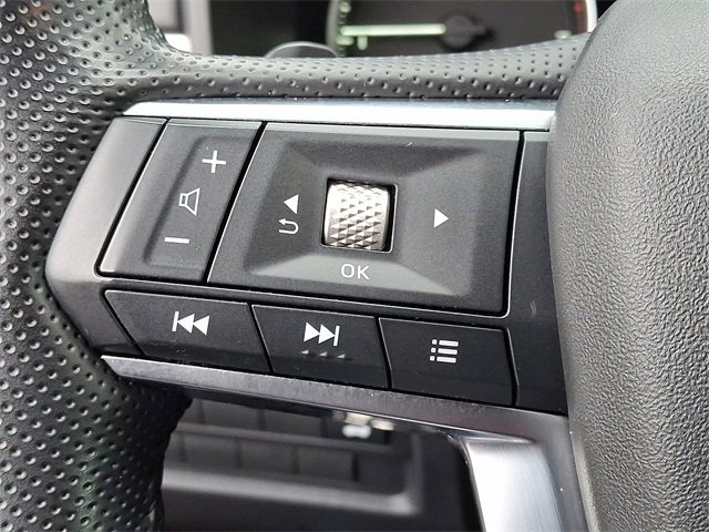 Used 2024 Mitsubishi Outlander SE image 16