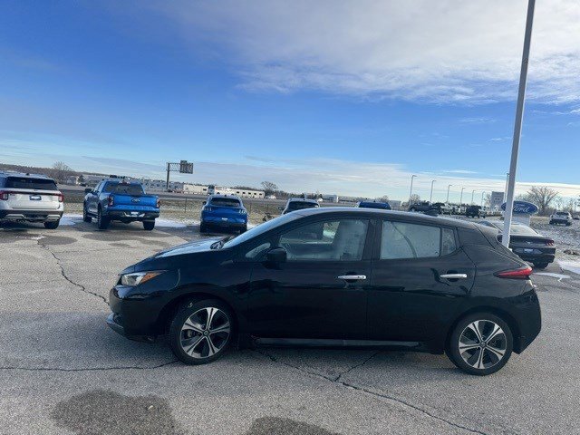 Used 2020 Nissan Leaf SV w/ SV Technology Package image 5