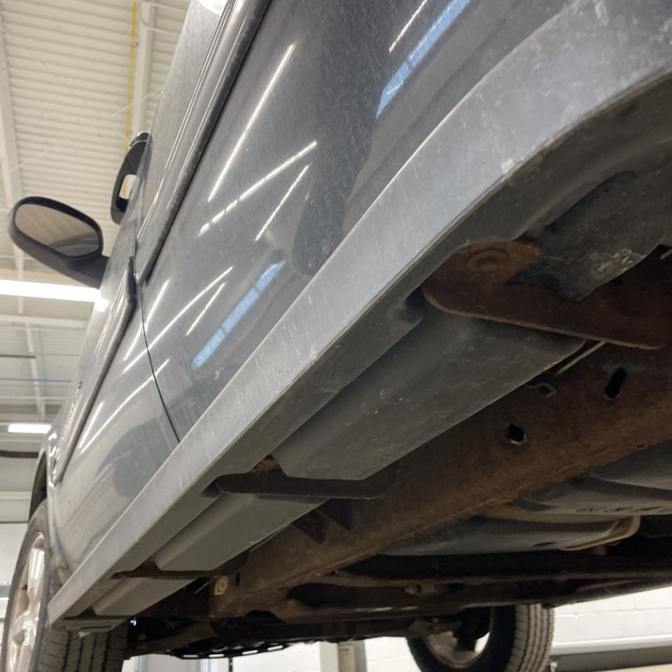 Used 2011 Chevrolet Avalanche LT AWD/4WD image 25