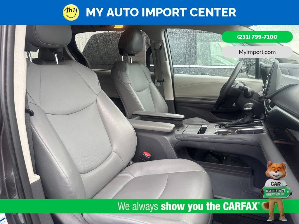 Used 2021 Toyota Sienna XLE w/ XLE Plus Package AWD/4WD image 24