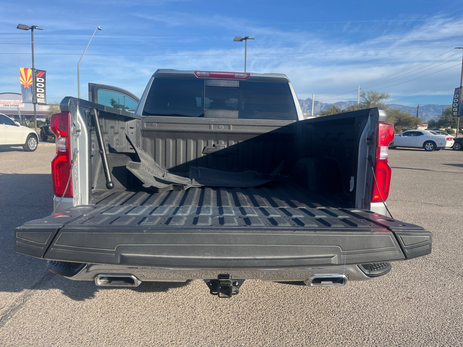 Used 2024 Chevrolet Silverado 1500 LTZ image 34