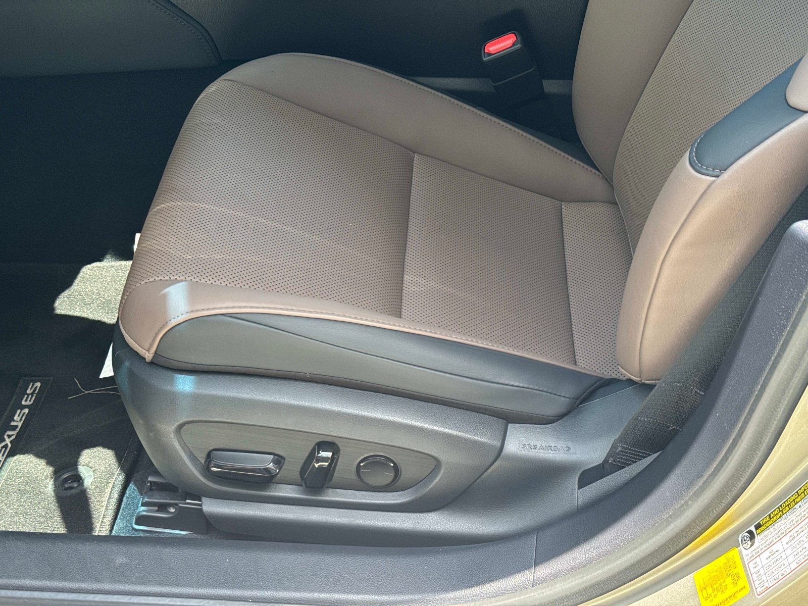 Used 2022 Lexus ES 350 w/ Premium Package FWD image 18