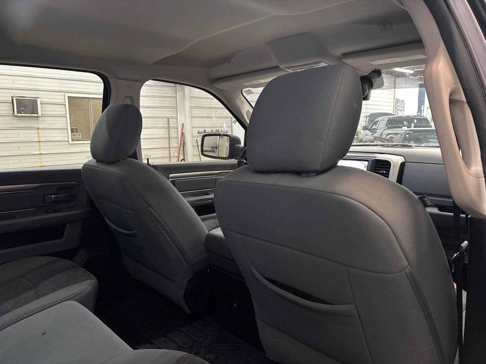 Used 2017 RAM 1500 Big Horn AWD/4WD image 31