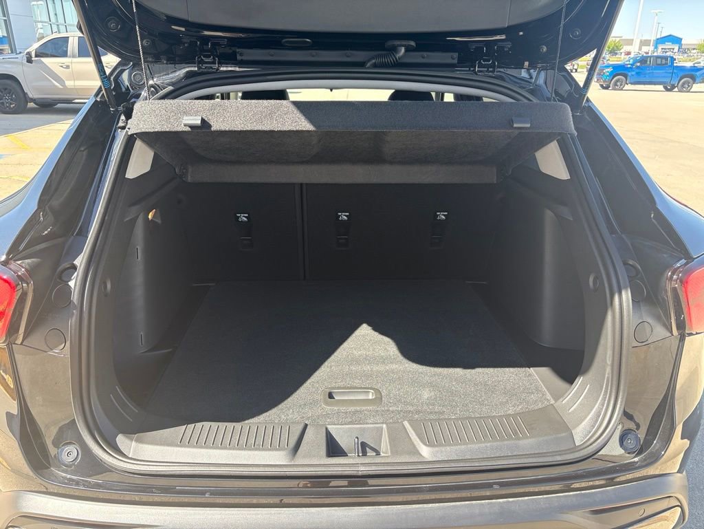New 2026 Chevrolet Trax ACTIV w/ Driver Confidence Package FWD image 8