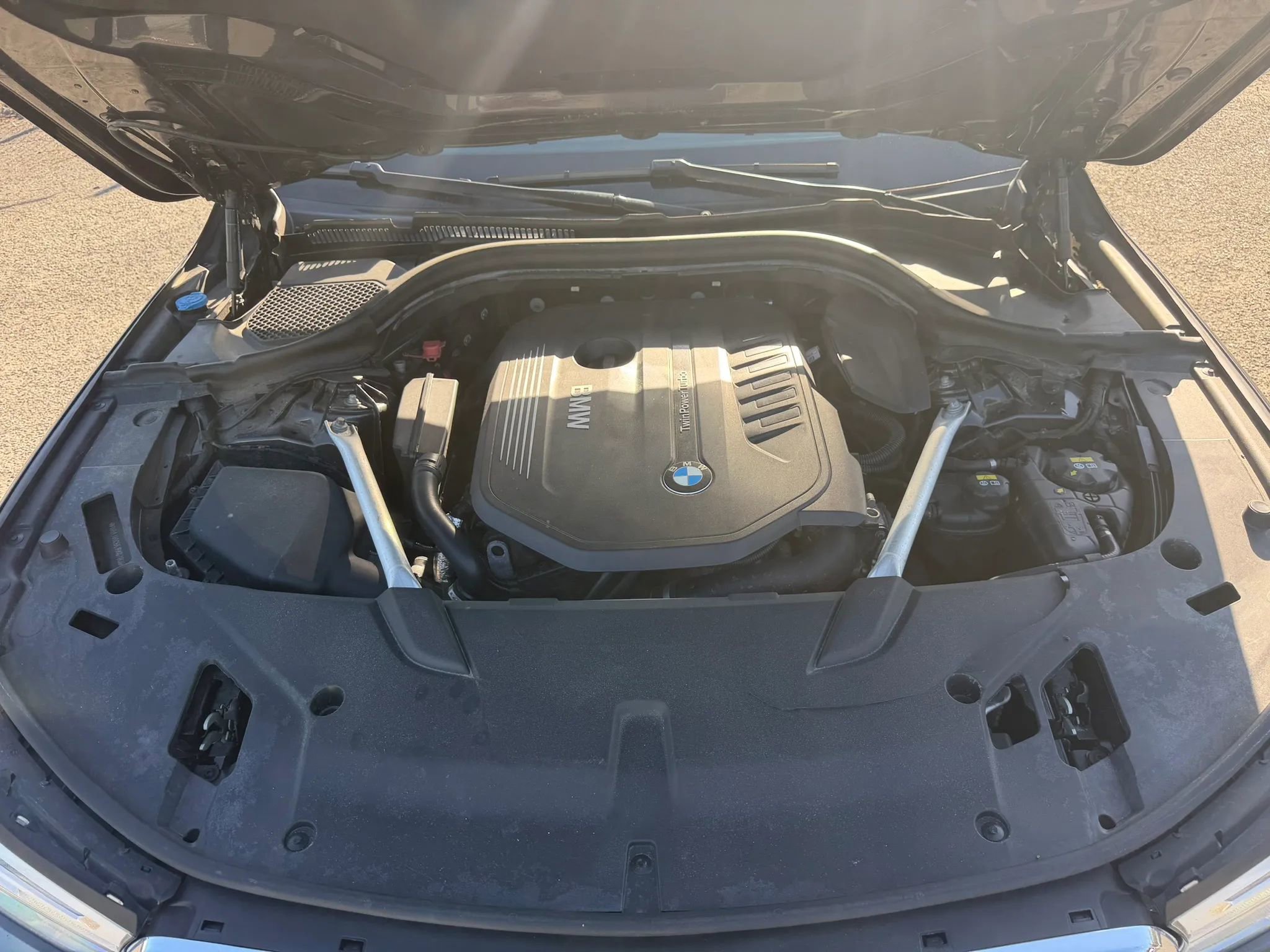 Used 2018 BMW 640i Gran Turismo xDrive w/ Luxury Seating Package AWD/4WD image 27
