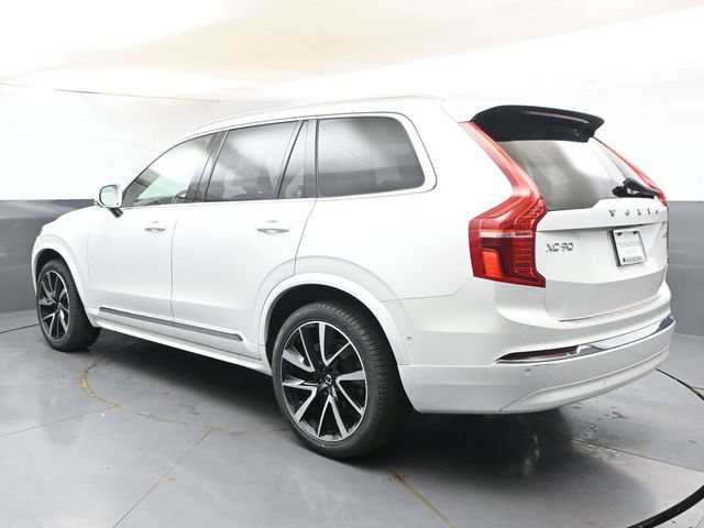 Used 2025 Volvo XC90 B5 Plus w/ Protection Package Premier AWD/4WD image 3