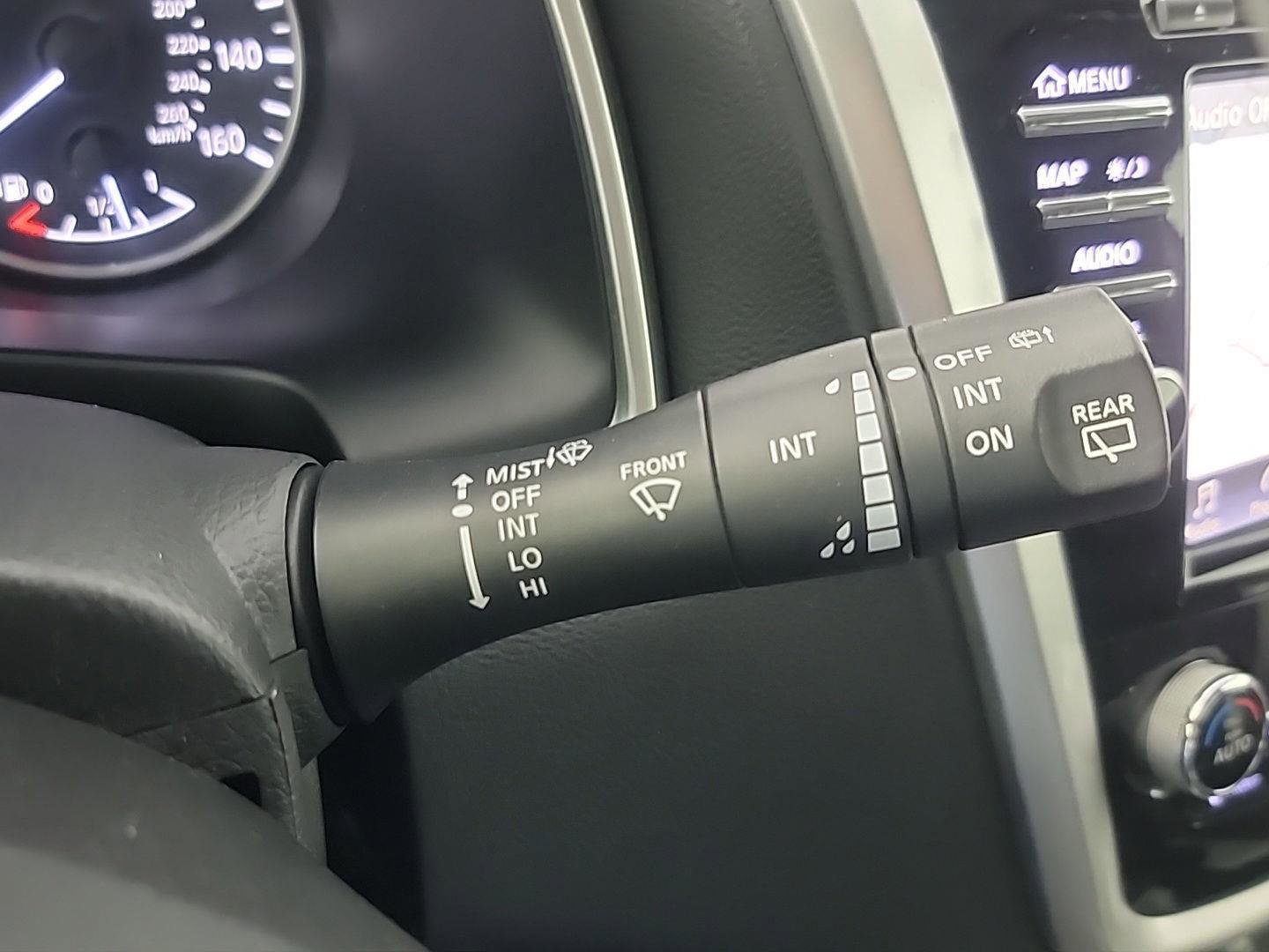 Used 2015 Nissan Murano SL w/ Cargo Package image 28