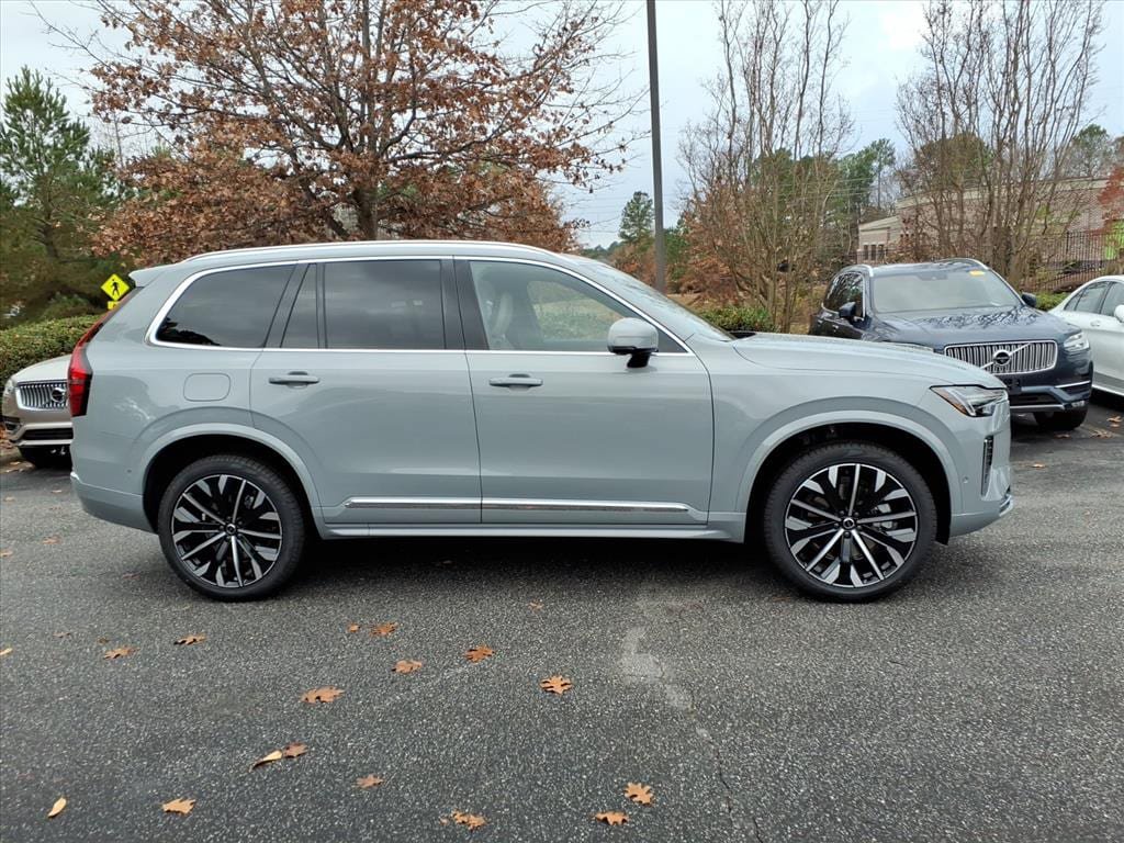 New 2026 Volvo XC90 B6 Plus w/ Protection Package Premier AWD/4WD image 2