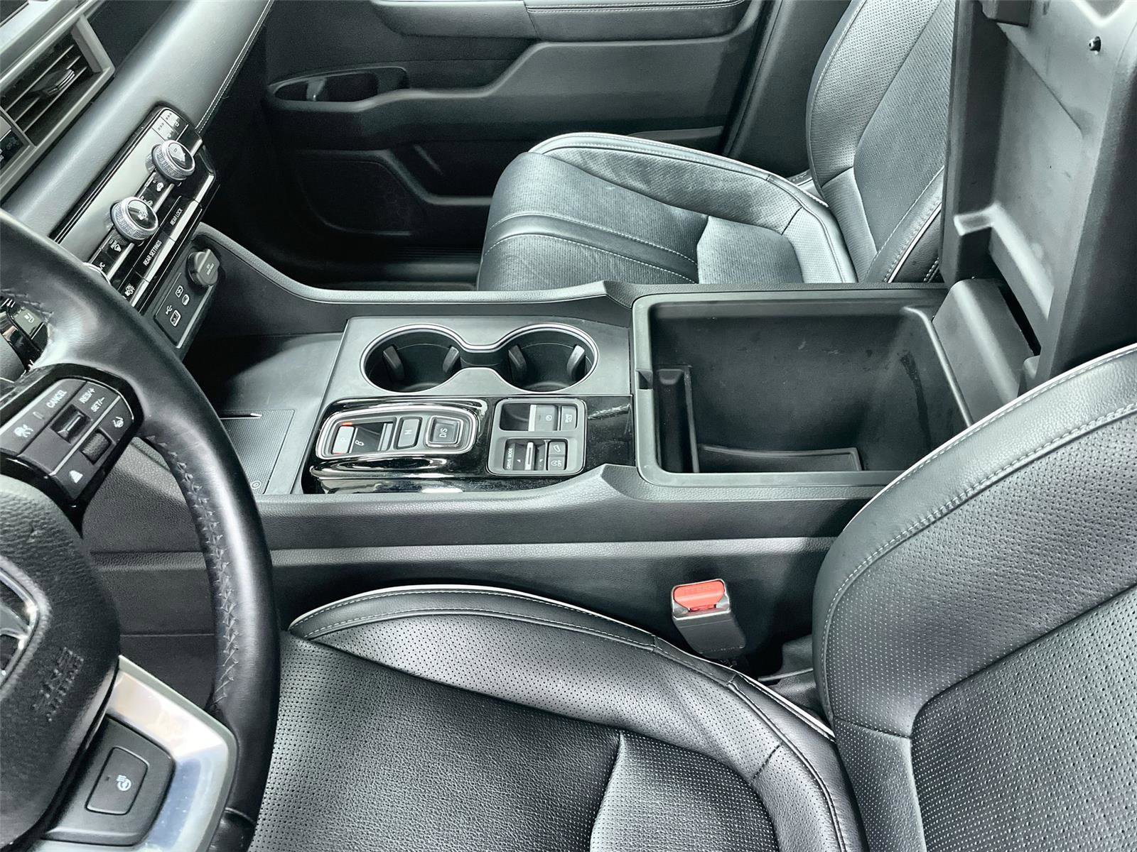 Certified 2024 Honda Pilot Elite image 18