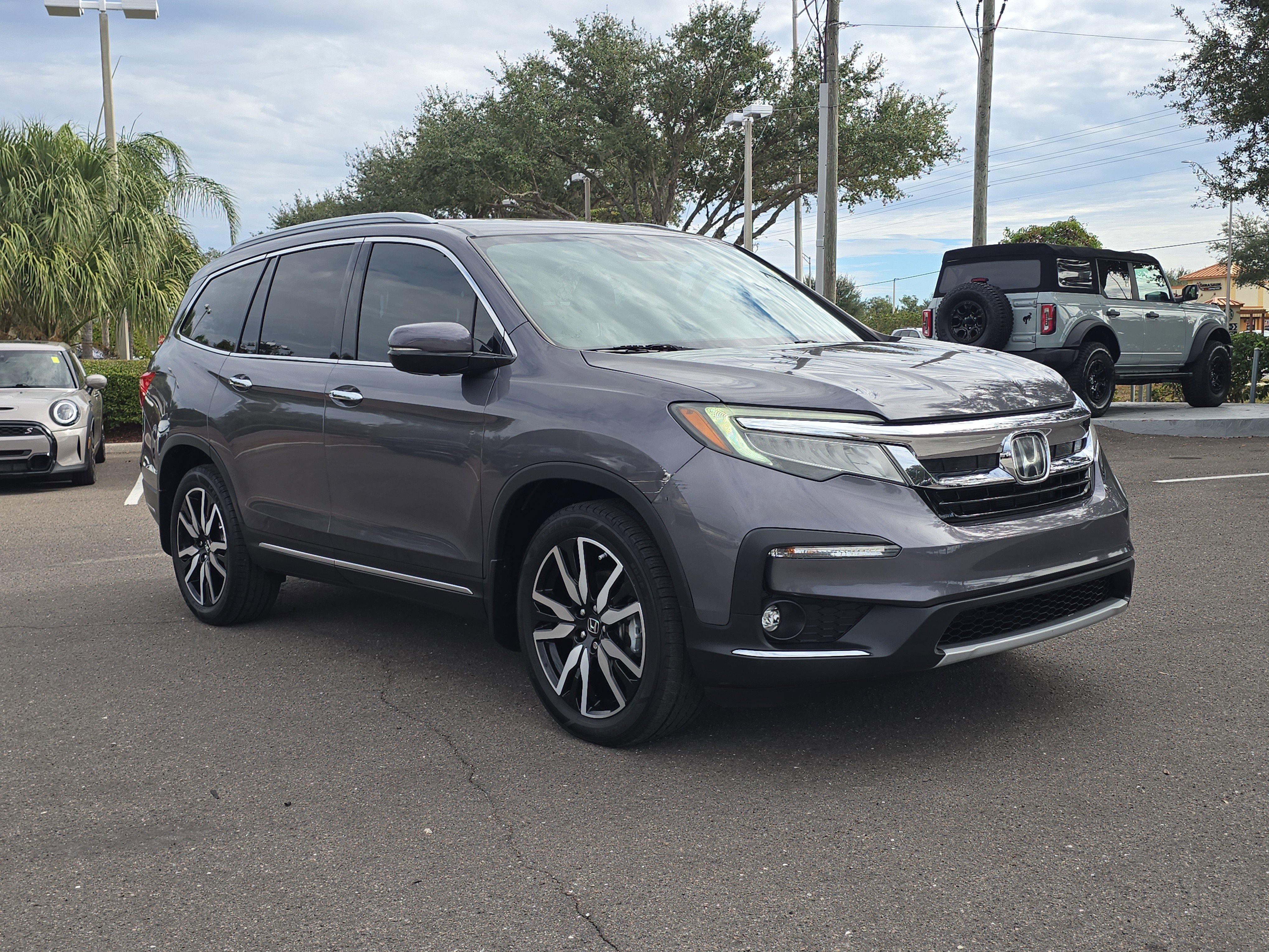 Used 2019 Honda Pilot Touring image 2