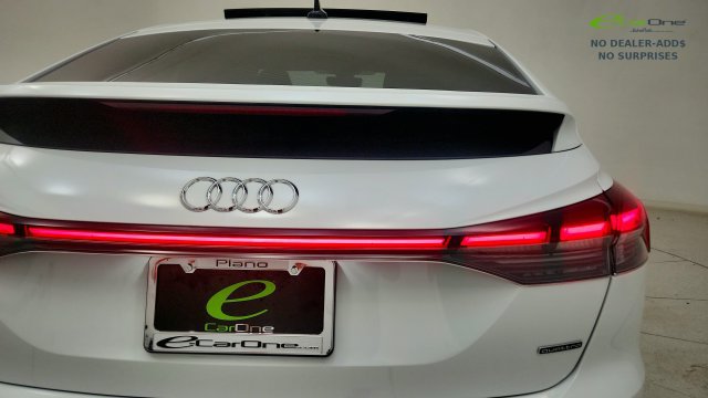 Used 2025 Audi Q4 e-tron Premium Plus w/ Premium Plus AWD/4WD image 28