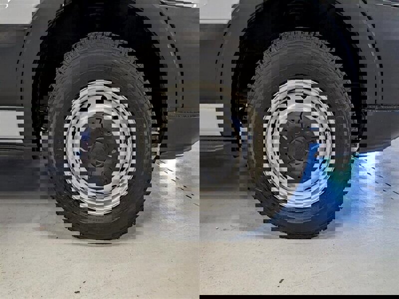 Used 2019 Ford Transit 150 XL image 12