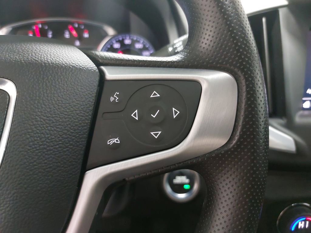 Used 2023 GMC Terrain SLE w/ Driver Convenience Package image 17