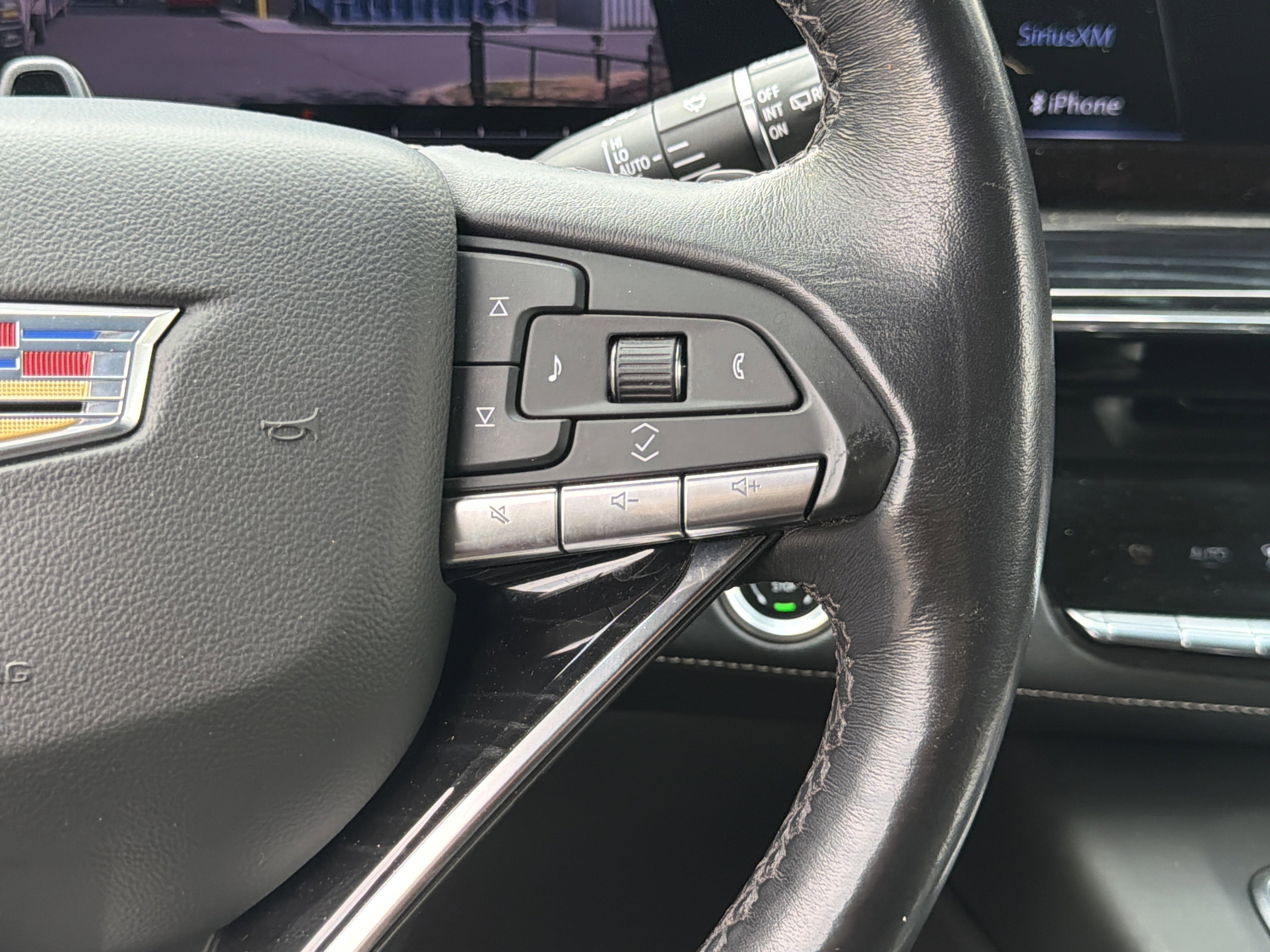 Used 2023 Cadillac Escalade Sport AWD/4WD image 34