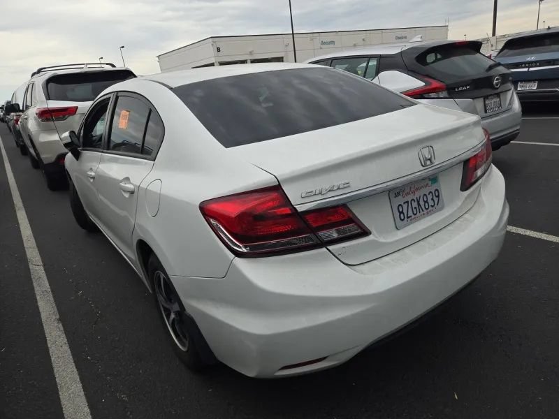 Used 2015 Honda Civic SE image 3