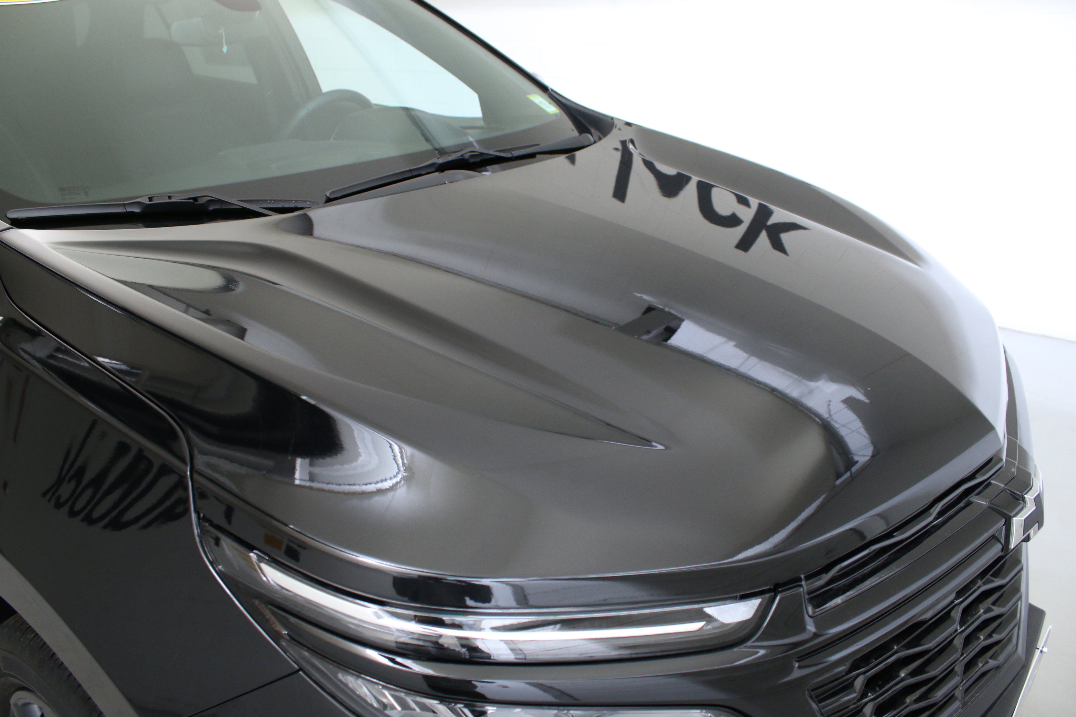 Used 2024 Chevrolet Equinox RS w/ LPO, Floor Liner Package FWD image 12