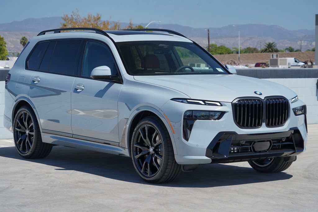 New 2027 BMW X7 xDrive40i AWD/4WD image 3