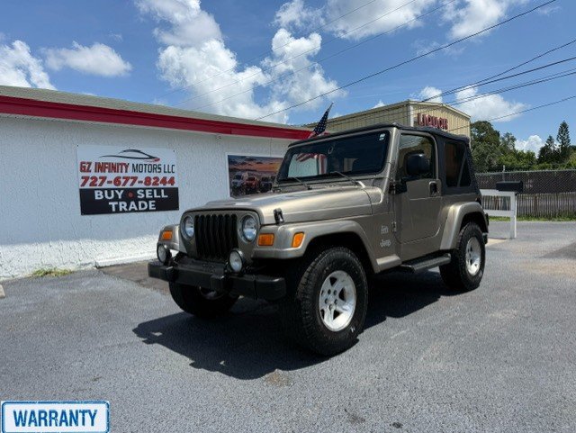 Used 2004 Jeep Wrangler Sahara AWD/4WD image 1