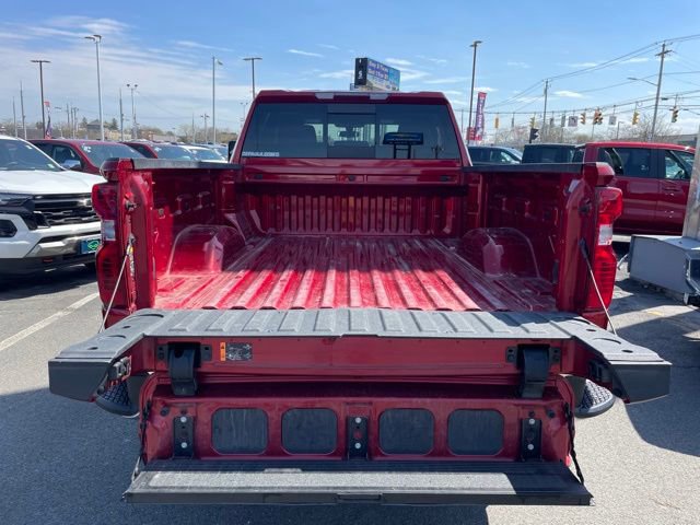 Used 2022 Chevrolet Silverado 2500 LT w/ Convenience Package image 13
