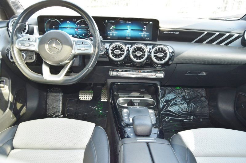 Used 2021 Mercedes-Benz A 35 AMG 4MATIC image 26