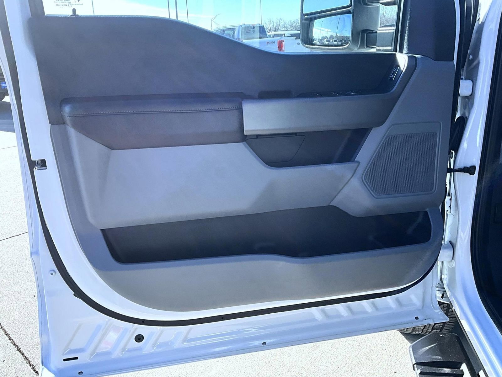 Used 2024 Ford F250 XLT image 9