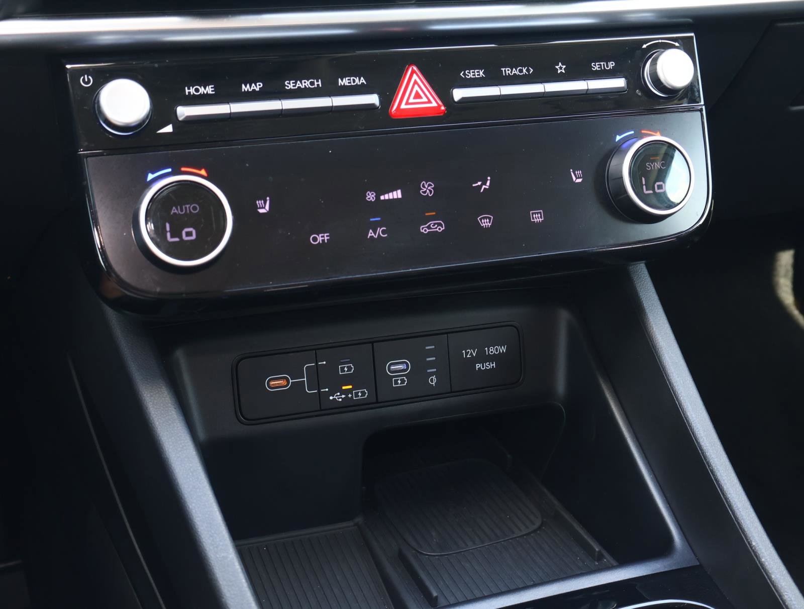Certified 2025 Hyundai Tucson SEL image 28