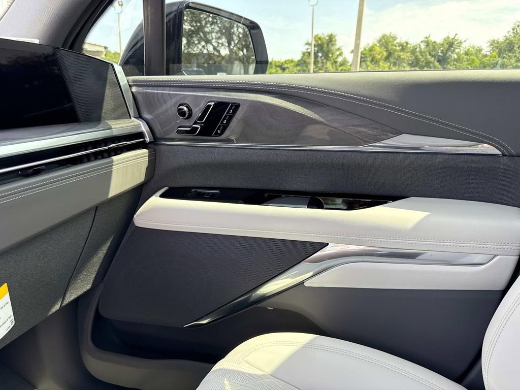 New 2026 Cadillac Escalade IQ Luxury 1 image 23