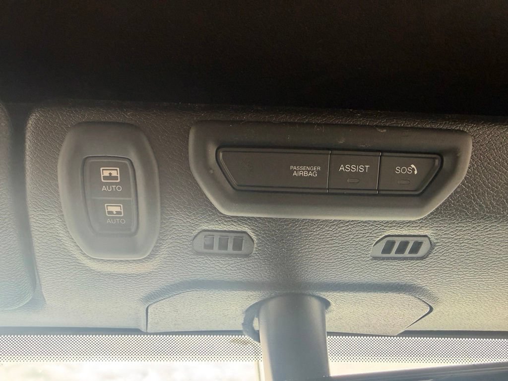 Used 2020 Jeep Wrangler Unlimited Sahara AWD/4WD image 28