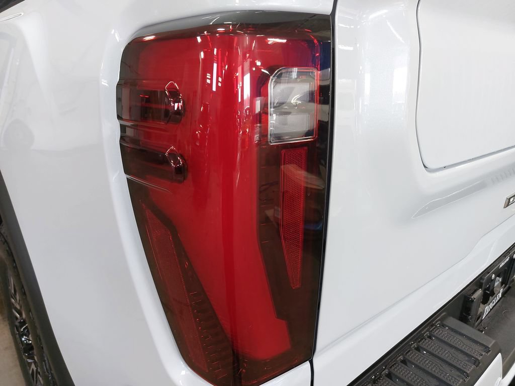New 2026 GMC Sierra 2500 Denali Ultimate AWD/4WD image 35