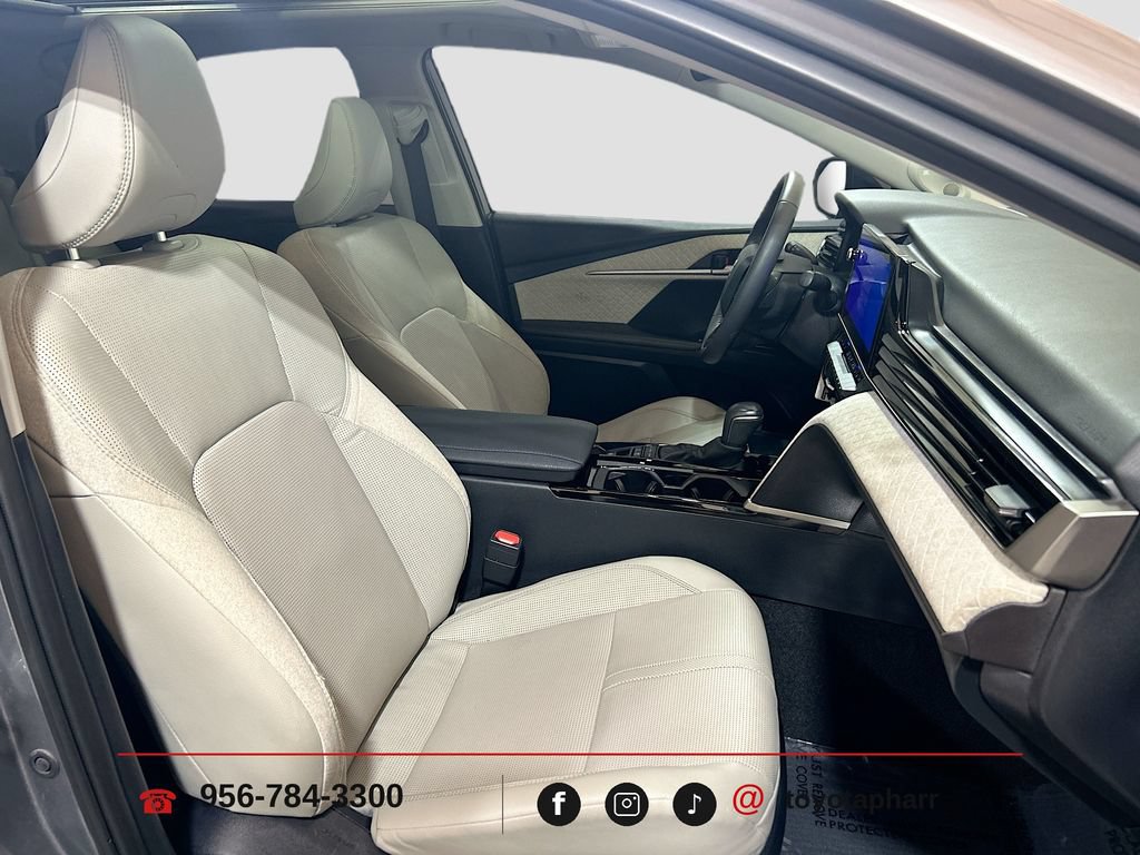 Used 2025 Toyota Camry XLE w/ Premium Package FWD image 28