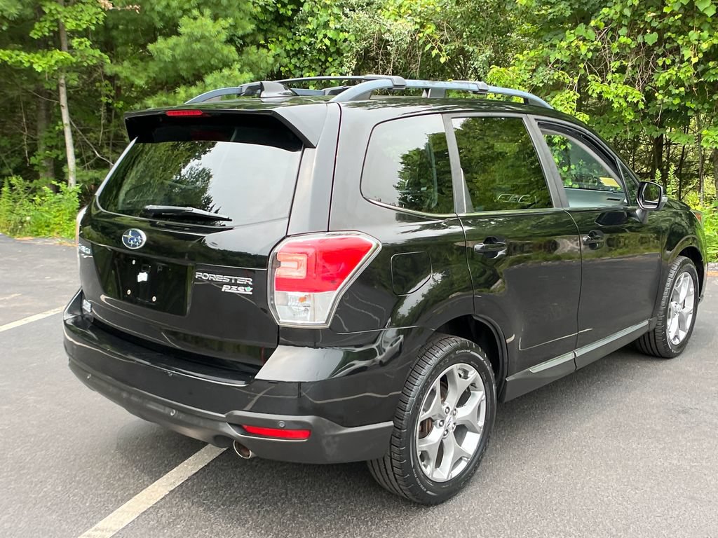 Used 2017 Subaru Forester 2.5i Touring AWD/4WD image 5