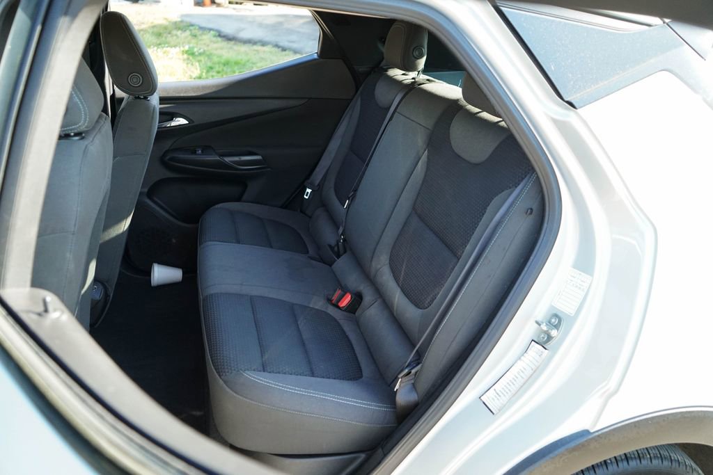 Used 2023 Chevrolet Bolt EUV LT image 31