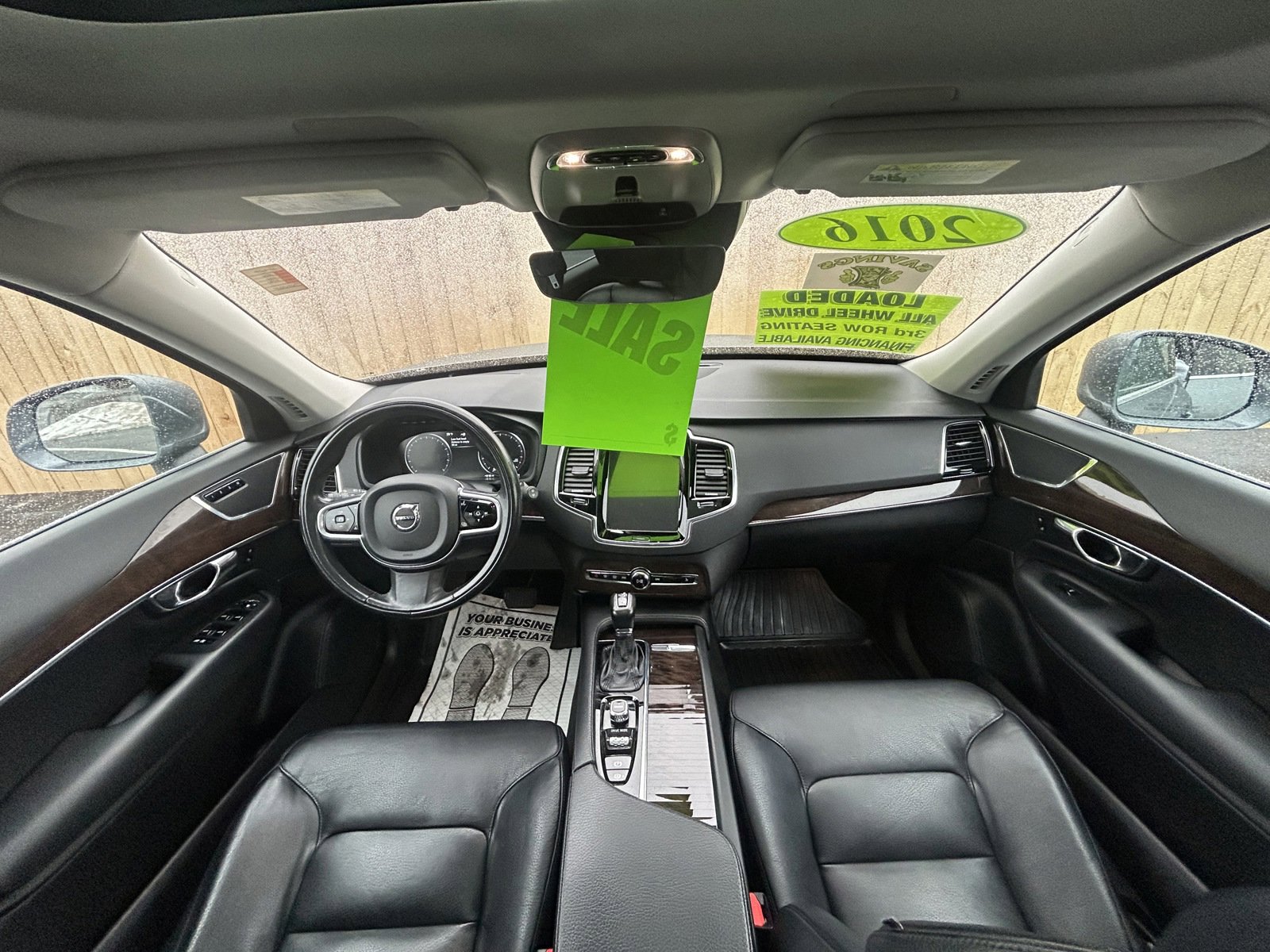 Used 2016 Volvo XC90 T6 Momentum w/ Momentum Plus Package AWD/4WD image 19