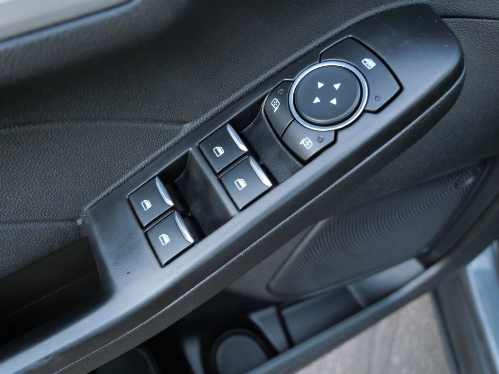 Certified 2025 Ford Escape Platinum AWD/4WD image 13
