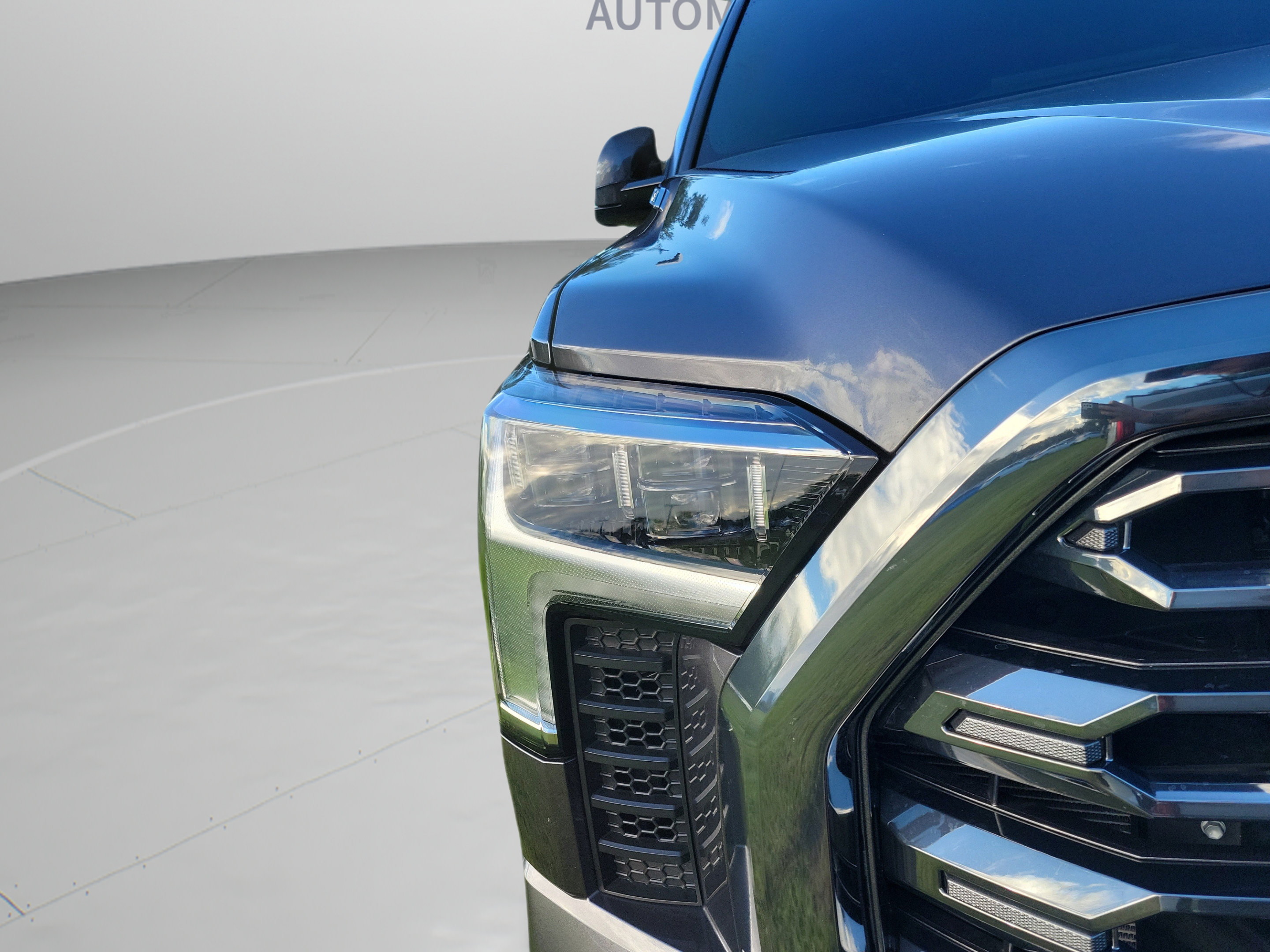 Used 2025 Toyota Tundra Platinum AWD/4WD image 12