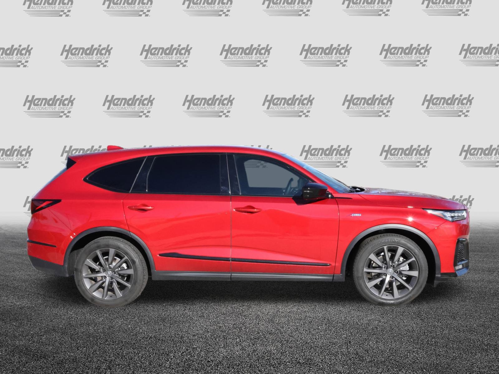 Used 2025 Acura MDX A-Spec image 10