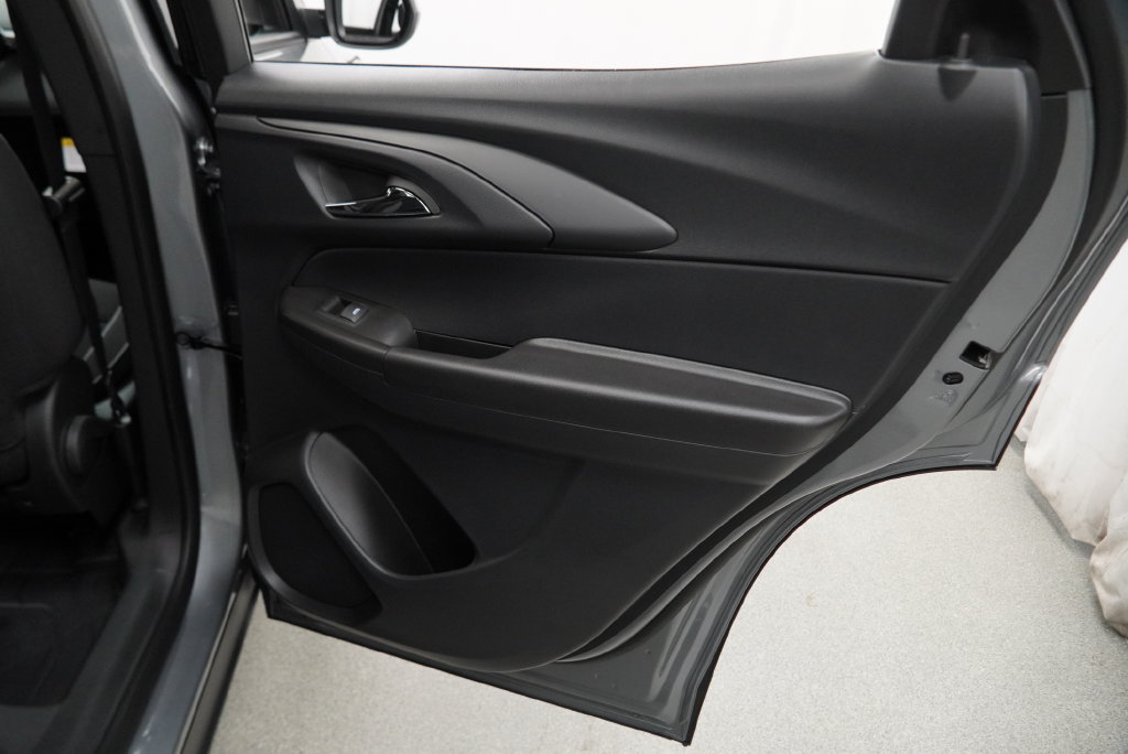 New 2026 Chevrolet TrailBlazer LT w/ Convenience Package FWD image 34