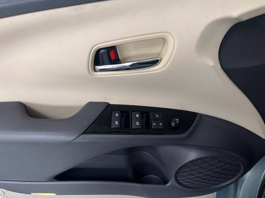 Used 2018 Toyota Prius Two w/ Prius Two Safety Plus Package FWD image 52