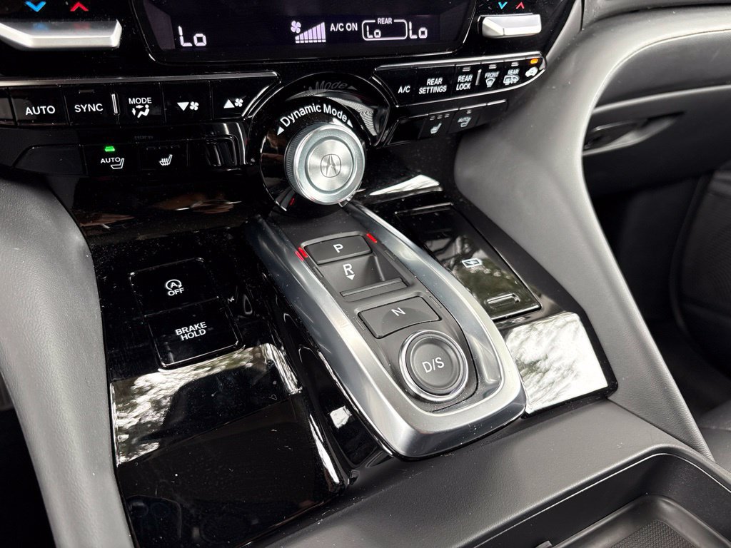 Used 2026 Acura MDX w/ Technology Package FWD image 37