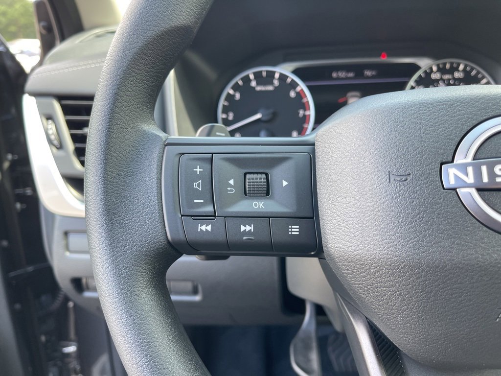 New 2026 Nissan Rogue S image 14